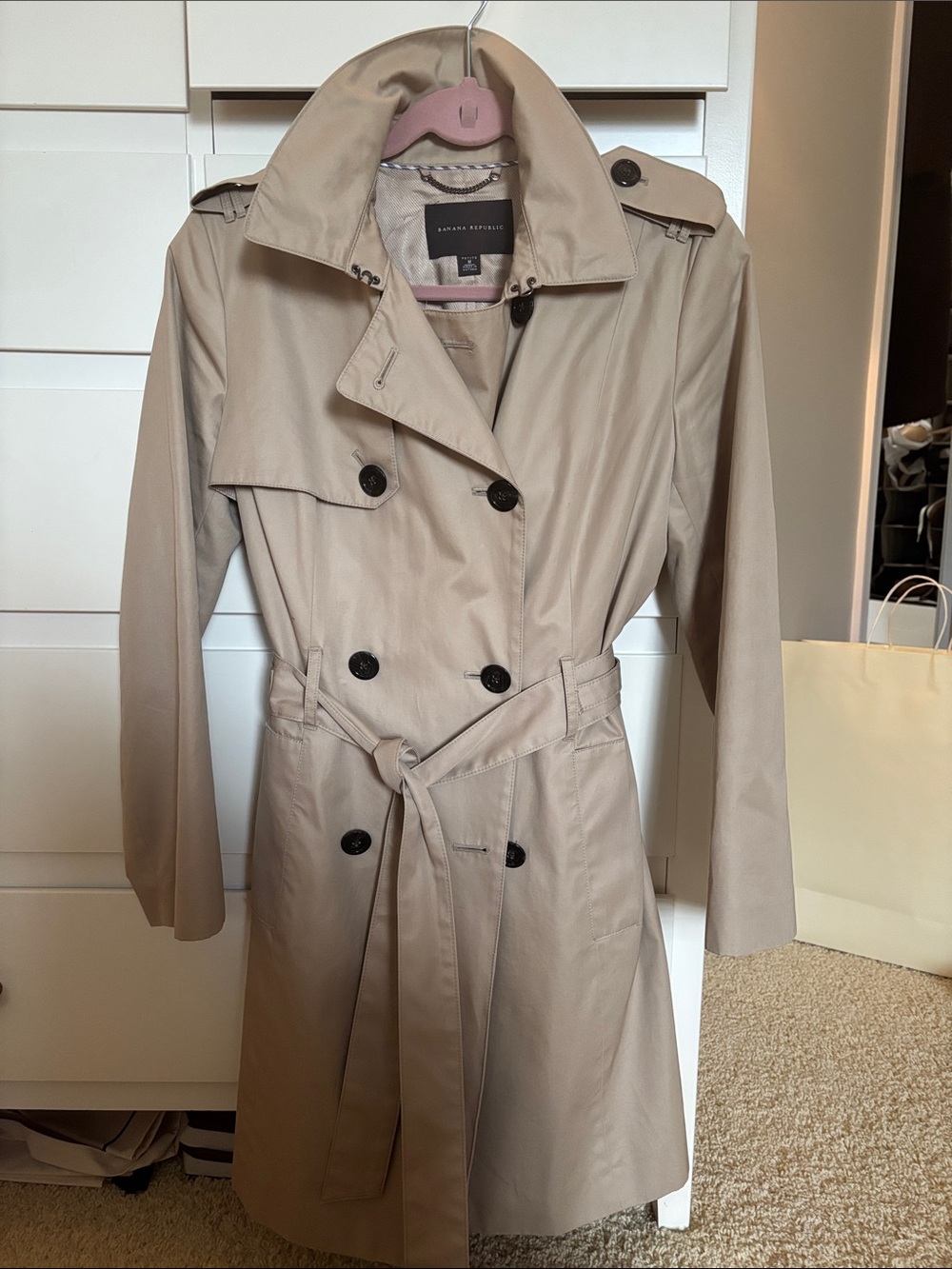 Classic Banana Republic Trenchcoat